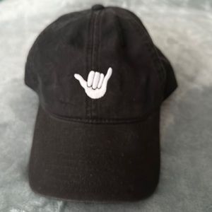 Aloha!! Shaka vibes black women’s hat